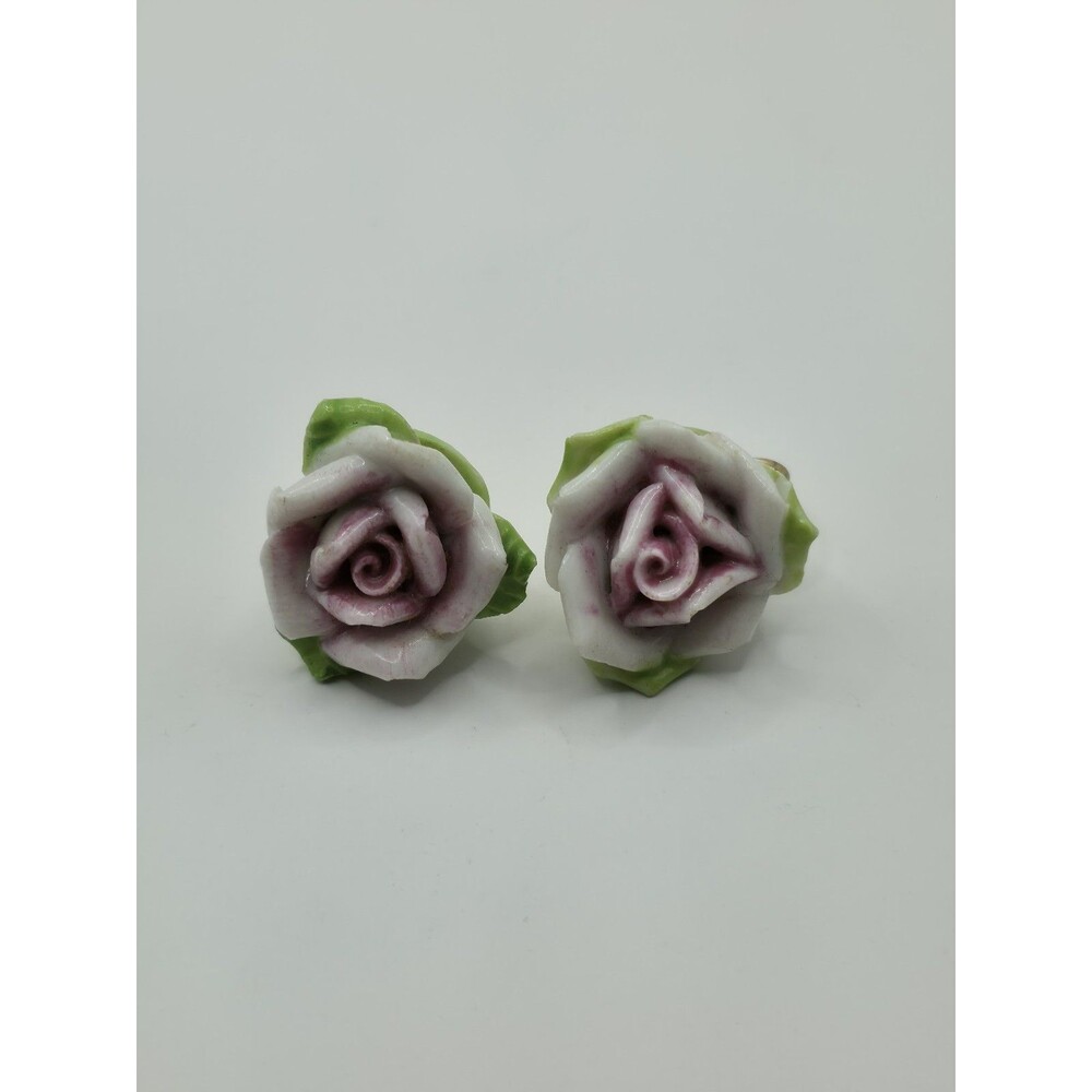 Coro Porcelain Flowers Vintage Screw Back Earrings 1"